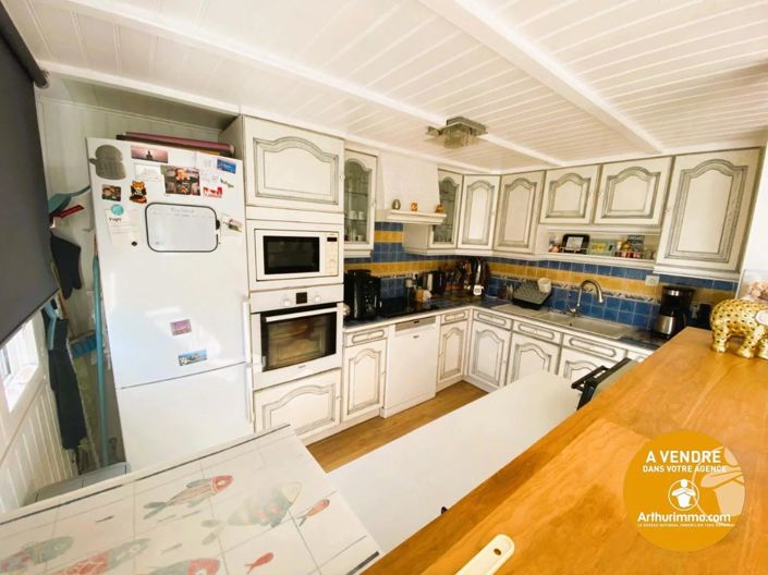 Image No.4-2 Bed House for sale