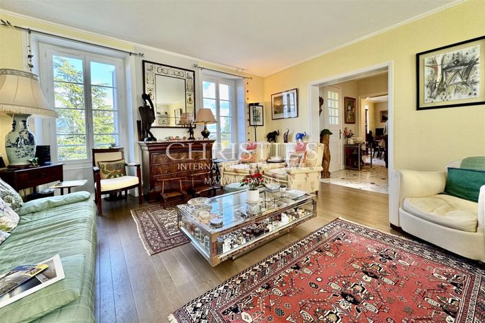 Image No.16-9 Bed House for sale