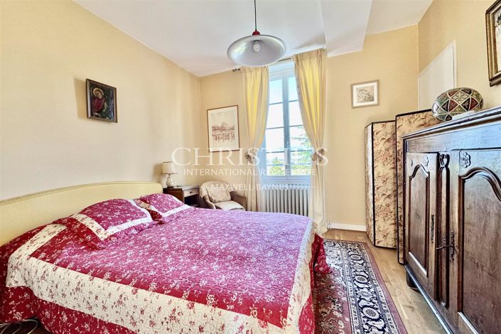 Image No.21-9 Bed House for sale
