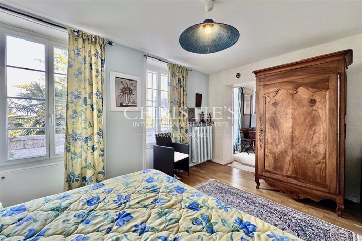 Image No.36-9 Bed House for sale