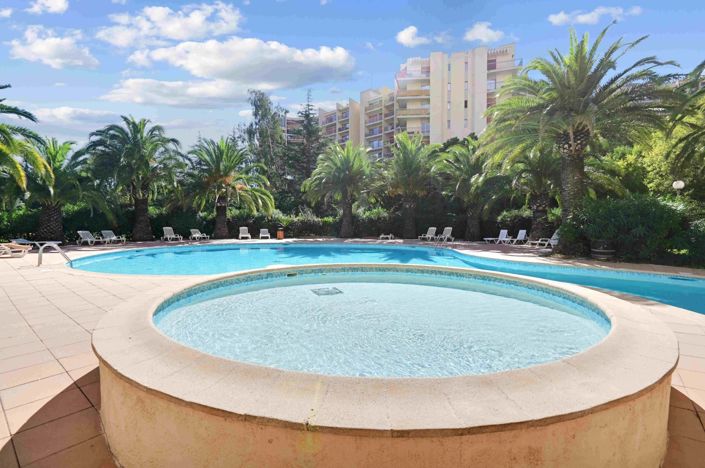 Image No.19-2 Bed Apartment for sale