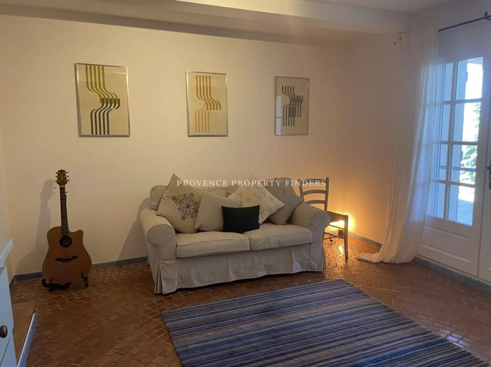 Image No.16-4 Bed House for sale