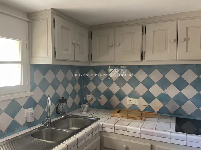 Image No.18-4 Bed House for sale