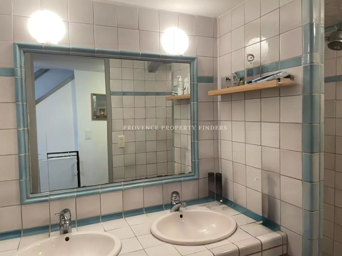 Image No.25-4 Bed House for sale