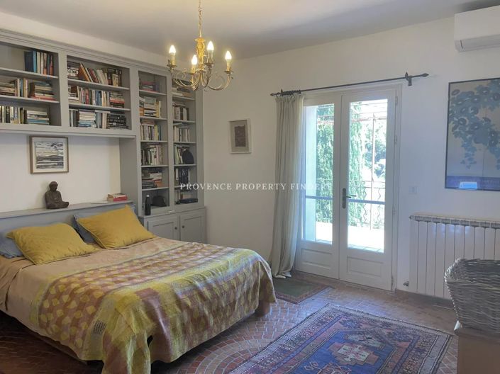 Image No.4-4 Bed House for sale