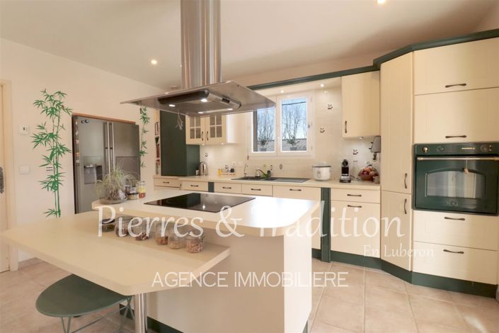 Image No.3-4 Bed House for sale