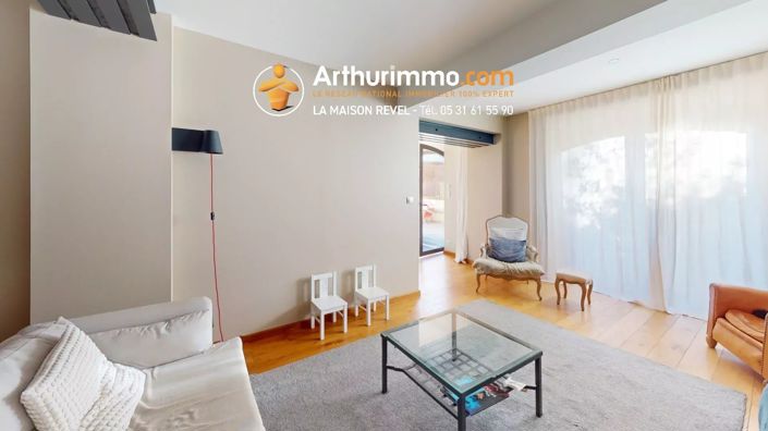 Image No.21-6 Bed House for sale