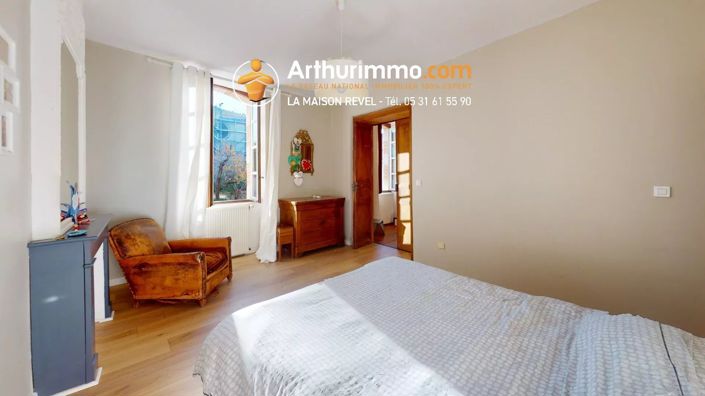 Image No.28-6 Bed House for sale