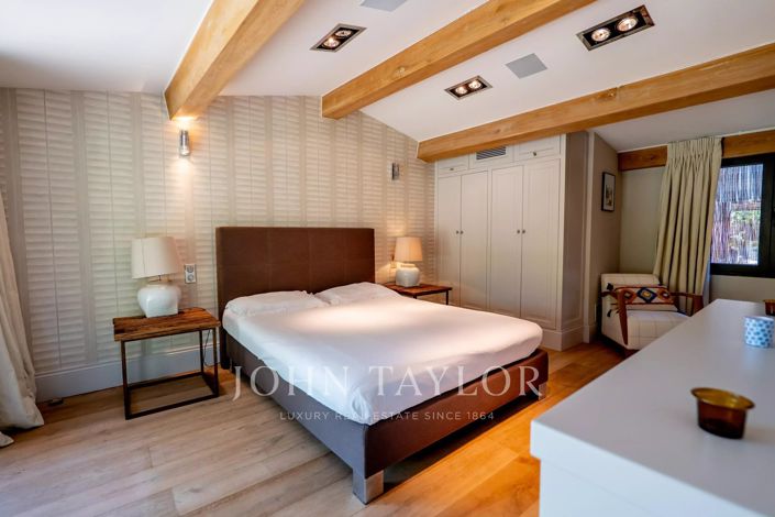 Image No.18-5 Bed House for sale