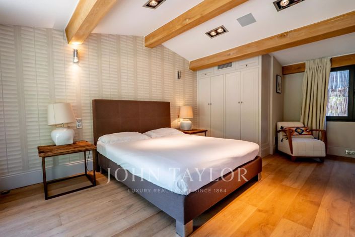 Image No.19-5 Bed House for sale