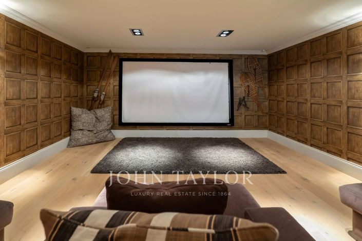 Image No.23-5 Bed House for sale