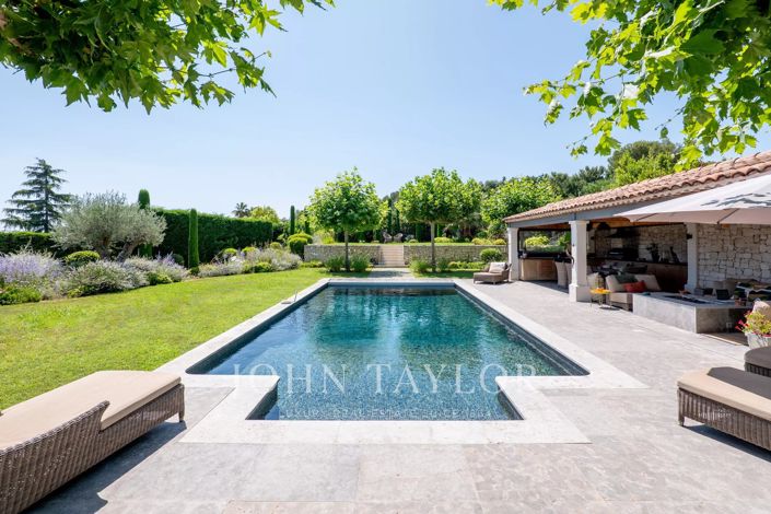 Image No.3-5 Bed House for sale