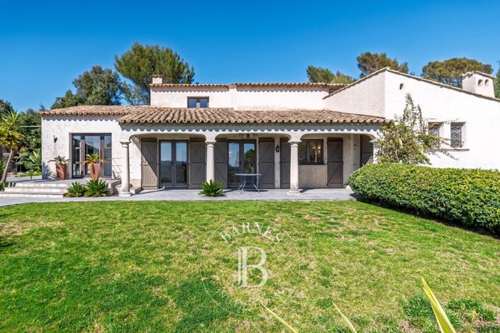 Image No.22-6 Bed House for sale