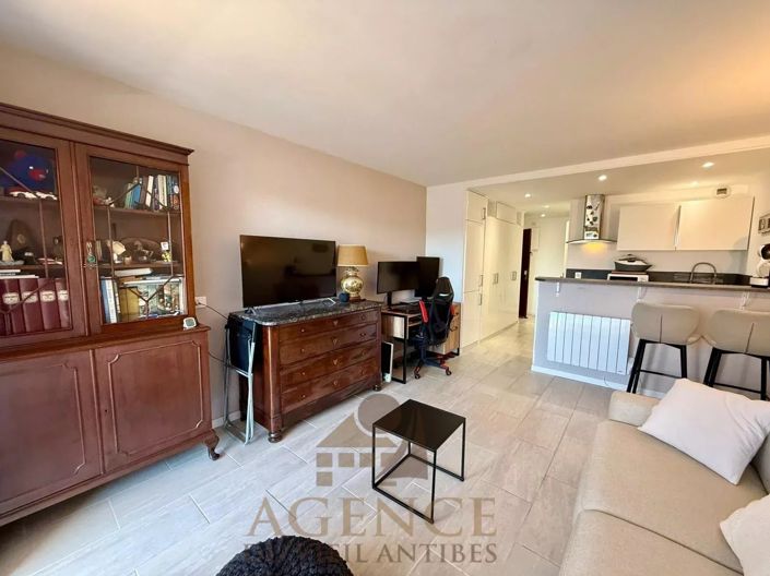 Image No.4-Apartment for sale