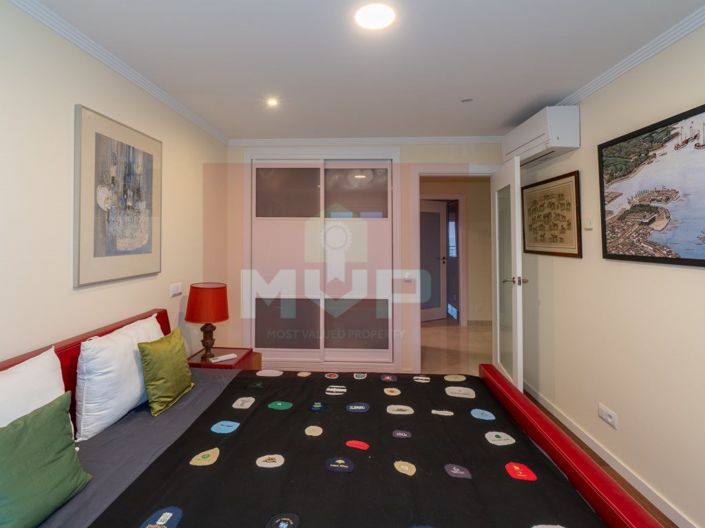 Image No.37-7 Bed Apartment for sale