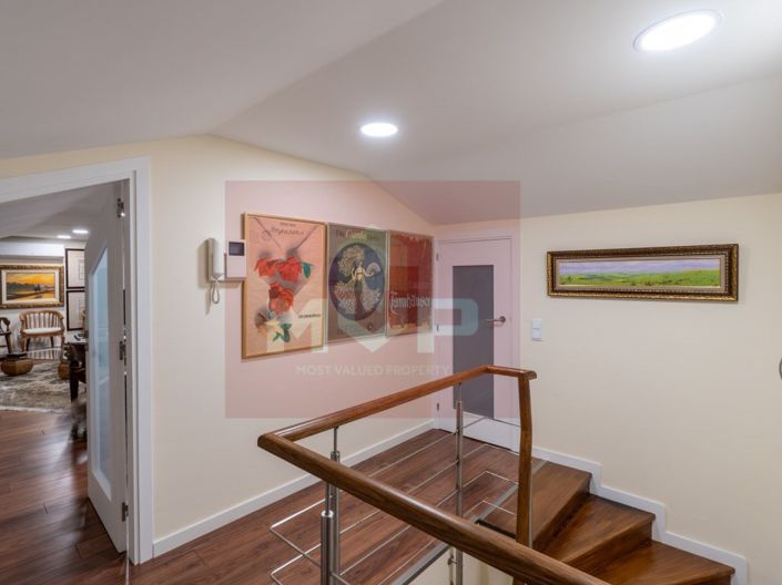 Image No.41-7 Bed Apartment for sale
