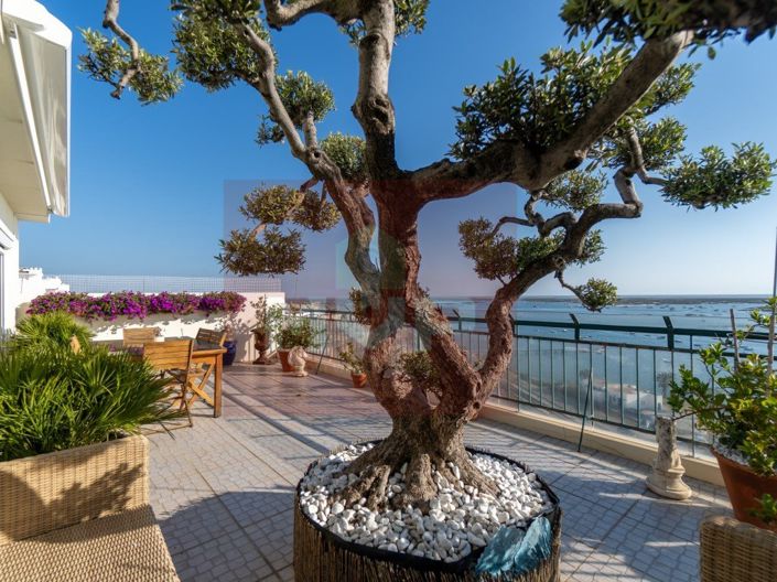 Image No.8-7 Bed Apartment for sale