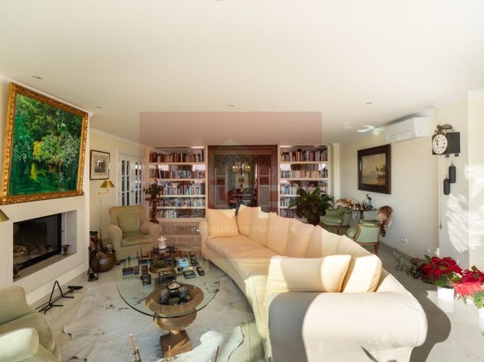Image No.9-7 Bed Apartment for sale