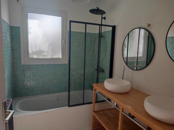 Image No.6-3 Bed House for sale