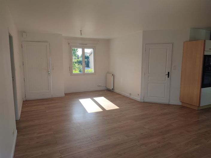Image No.7-3 Bed House for sale
