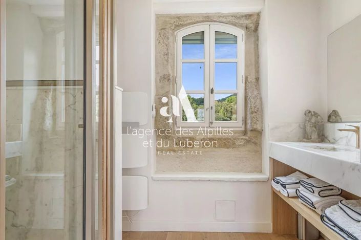 Image No.27-7 Bed House for sale