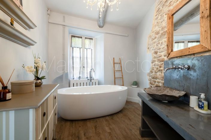 Image No.24-4 Bed House for sale