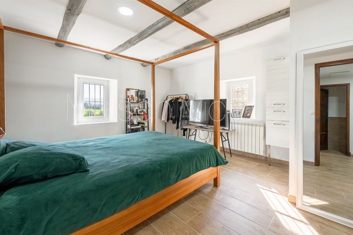 Image No.17-4 Bed House for sale