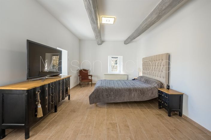 Image No.19-4 Bed House for sale