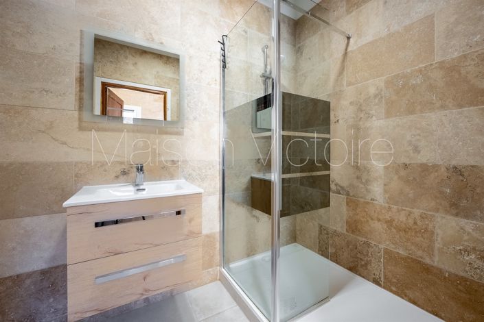 Image No.23-4 Bed House for sale
