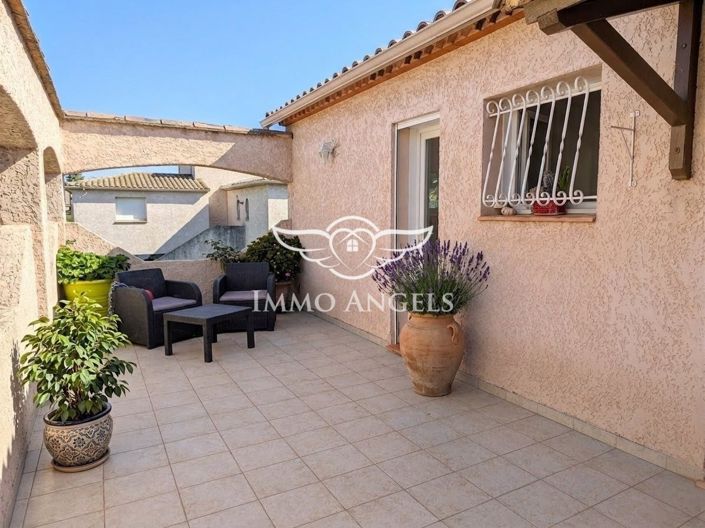 Image No.3-5 Bed House for sale