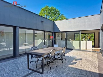 1 - Ambarès-et-Lagrave, House