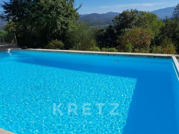 Image No.8-5 Bed House for sale