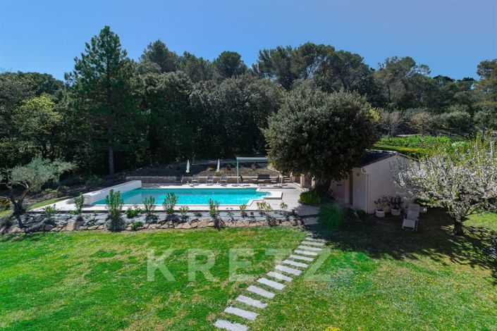 Image No.14-6 Bed House for sale