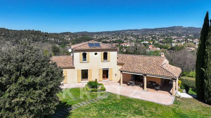 Image No.4-6 Bed House for sale