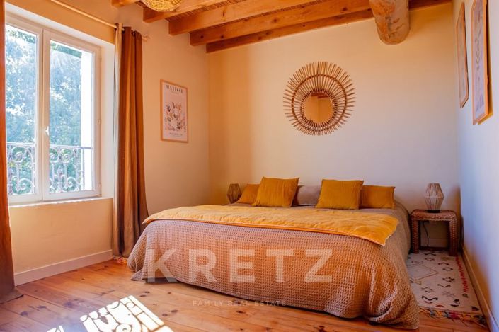 Image No.23-8 Bed House for sale