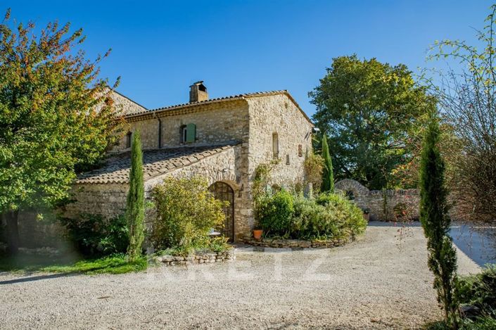 Image No.6-8 Bed House for sale