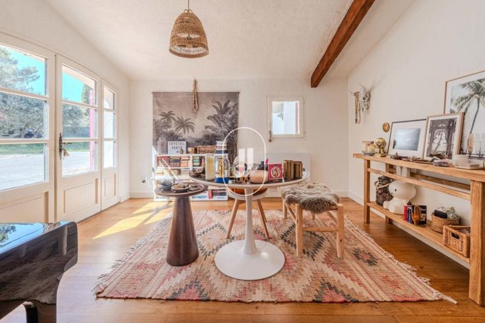 Image No.9-4 Bed House for sale