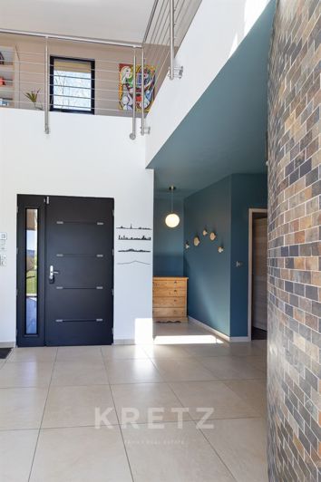 Image No.6-7 Bed House for sale