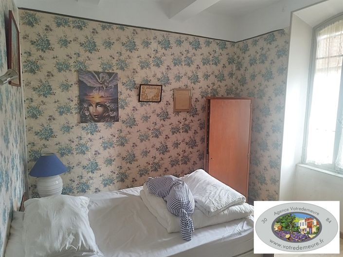 Image No.10-3 Bed House for sale