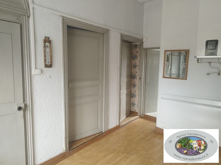 Image No.8-3 Bed House for sale