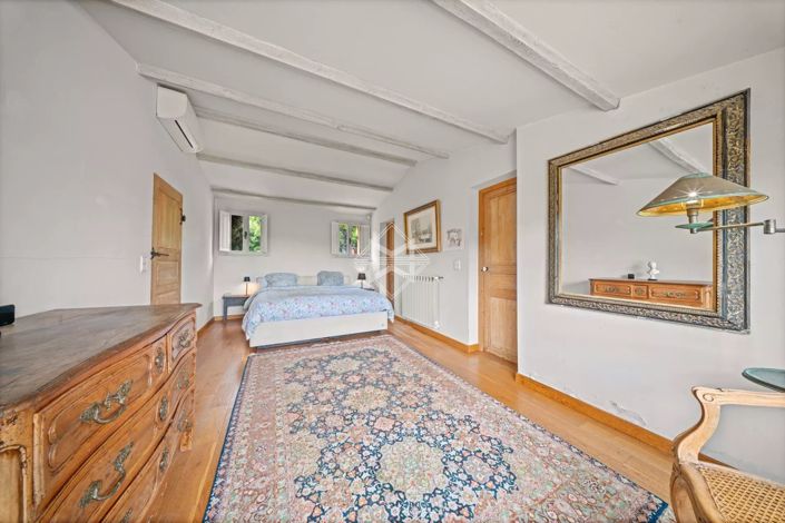Image No.15-6 Bed House for sale