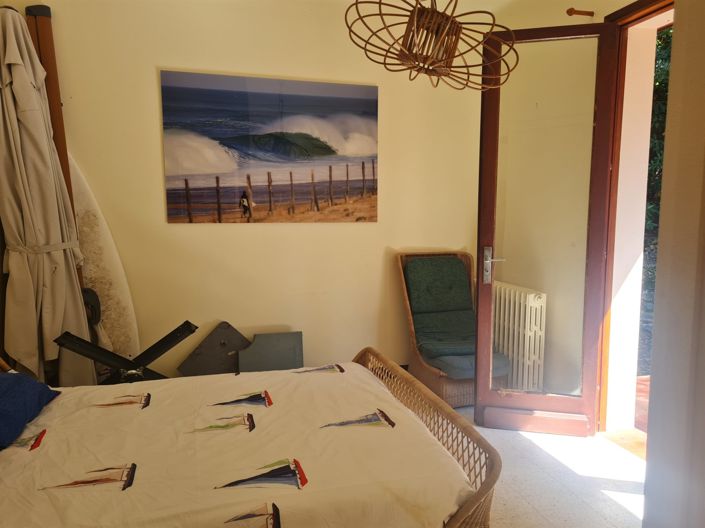 Image No.11-8 Bed House for sale