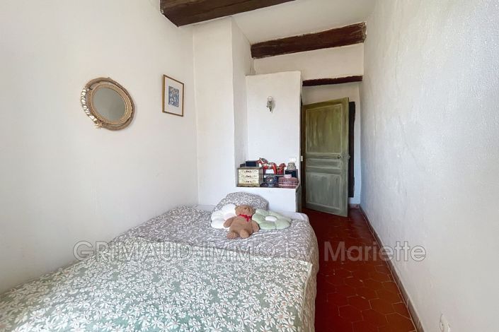 Image No.6-3 Bed House for sale