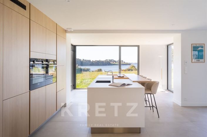 Image No.4-5 Bed House for sale