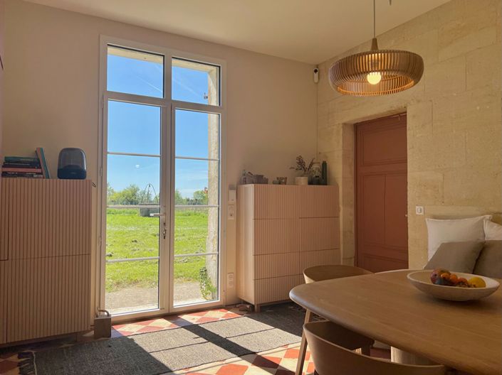Image No.8-4 Bed House for sale