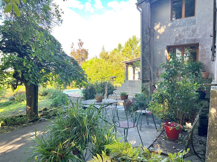 Image No.18-4 Bed House for sale