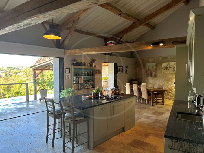 Image No.4-4 Bed House for sale