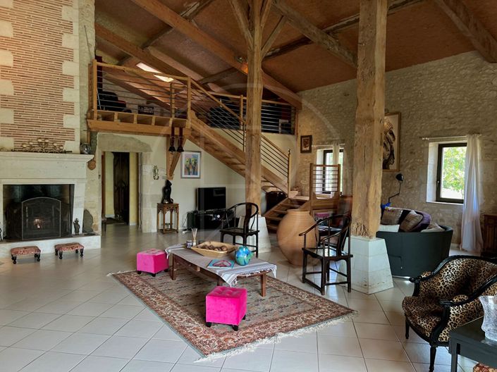 Image No.6-3 Bed House for sale