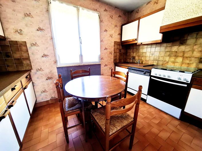 Image No.3-2 Bed House for sale