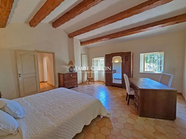 Image No.7-4 Bed House for sale